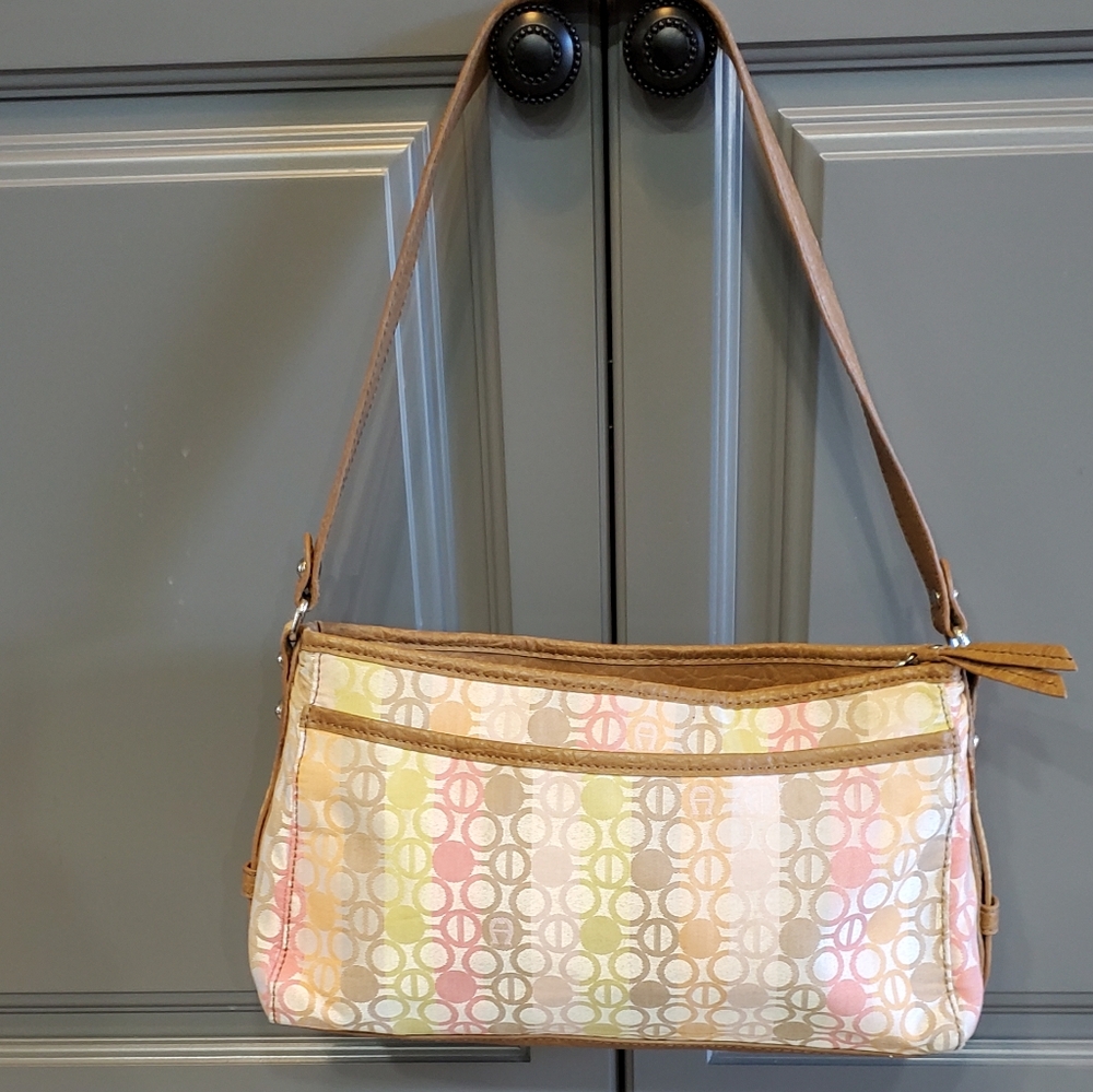 Etienne Aigner Shoulder Purse⚜️🤎⚜️ - Picture 2 of 10